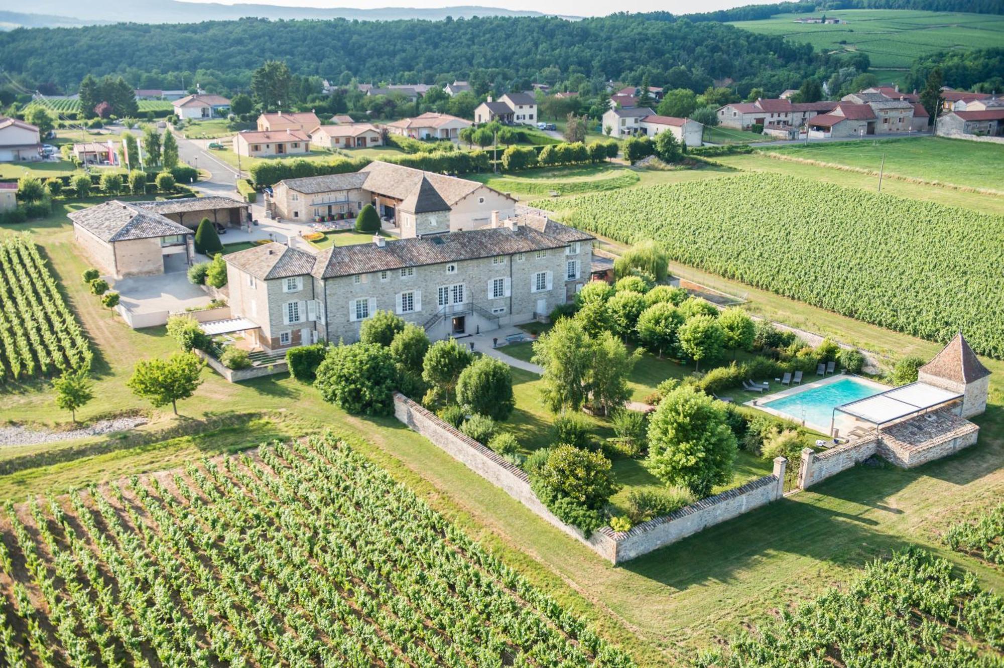 Hotel-Restaurant Le Chateau De Besseuil, Macon Nord - Teritoria Clesse  Exterior photo